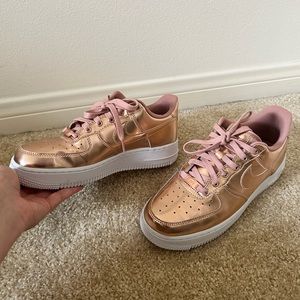 Nike Air Force 1 Low Metallic Bronze / Rose Gold / Pink Sneakers - Used Once
